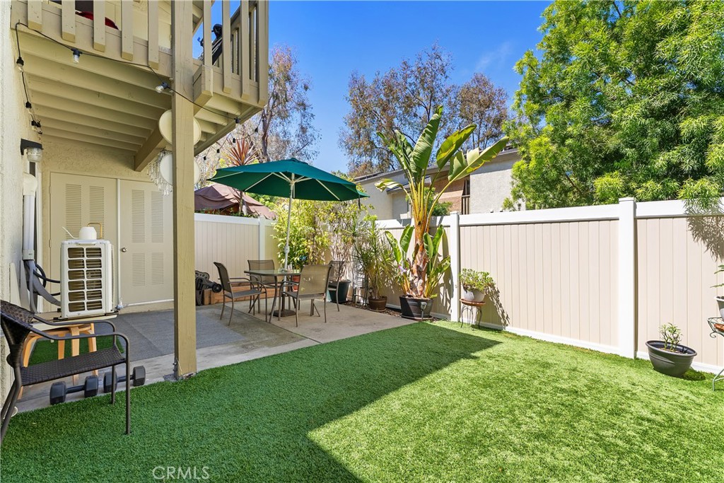 23301 La Glorieta 86