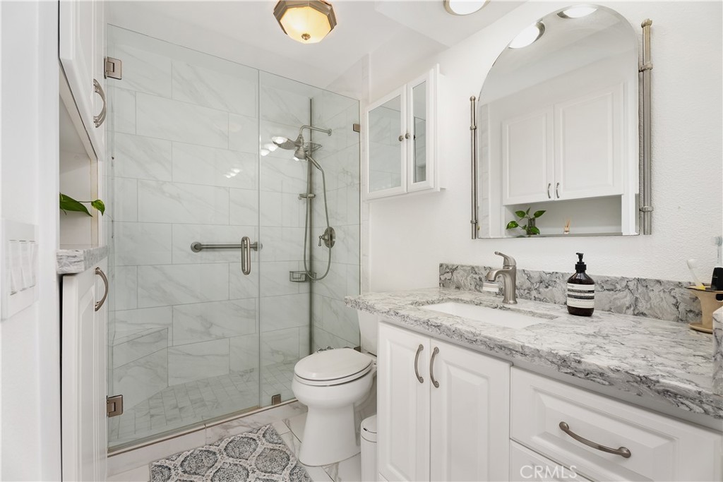 23301 La Glorieta 86