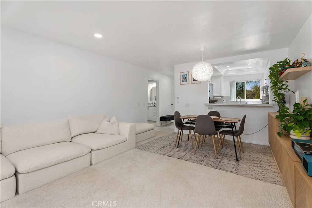 23301 La Glorieta 86