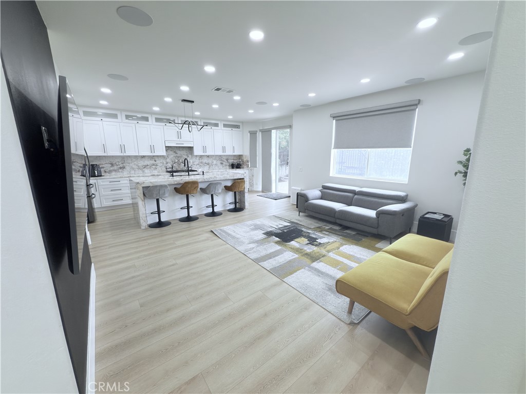 7048 E Horizon Drive