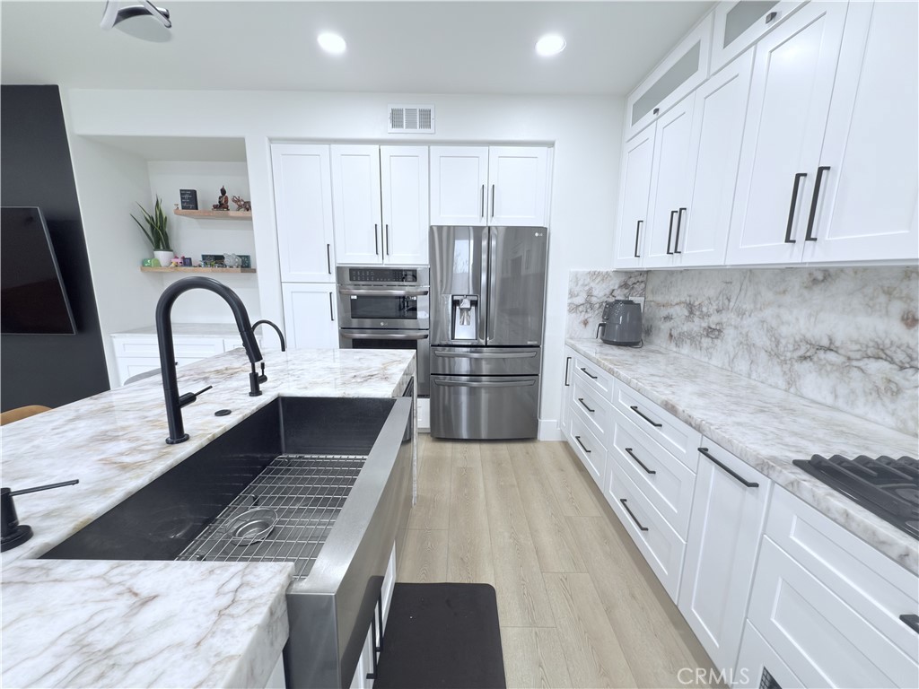 7048 E Horizon Drive