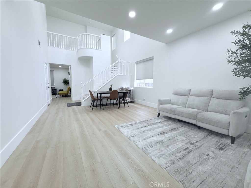 7048 E Horizon Drive