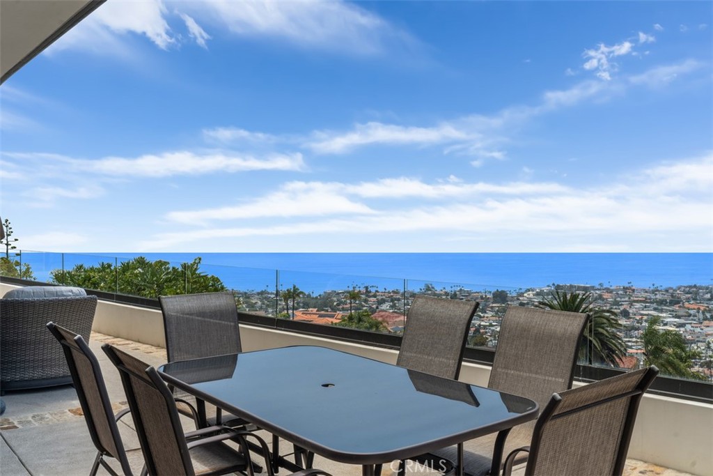 413 E Avenida Cordoba