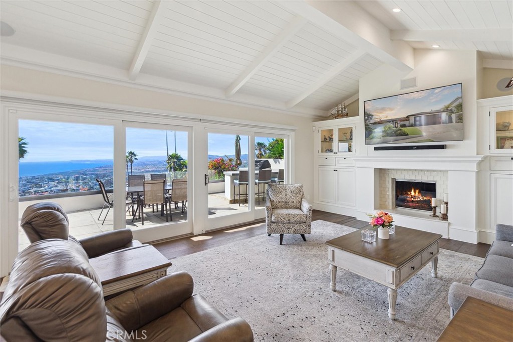 413 E Avenida Cordoba