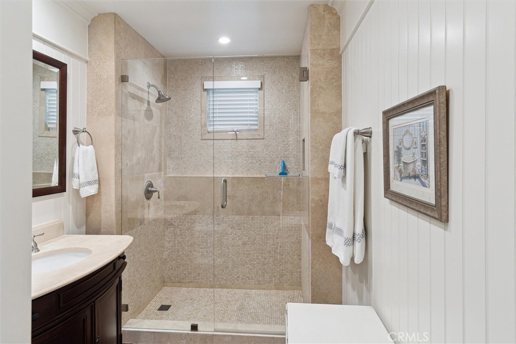 413 E Avenida Cordoba