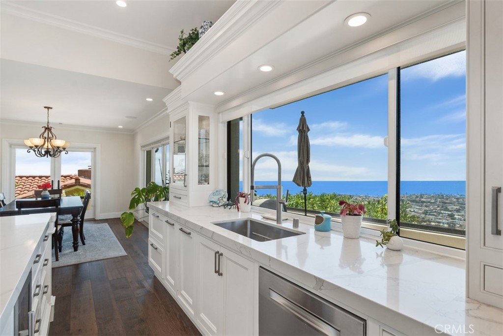 413 E Avenida Cordoba