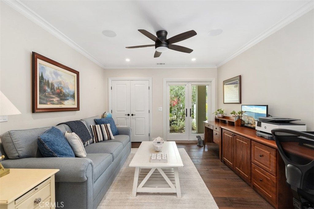 413 E Avenida Cordoba