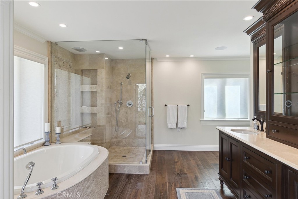 413 E Avenida Cordoba