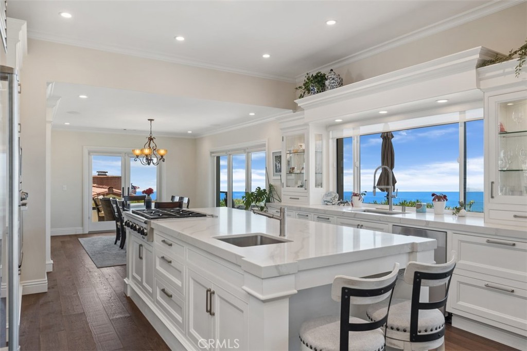 413 E Avenida Cordoba