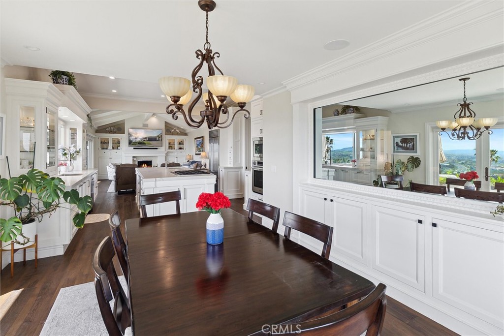 413 E Avenida Cordoba