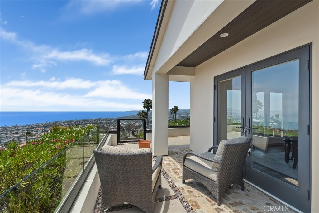 413 E Avenida Cordoba