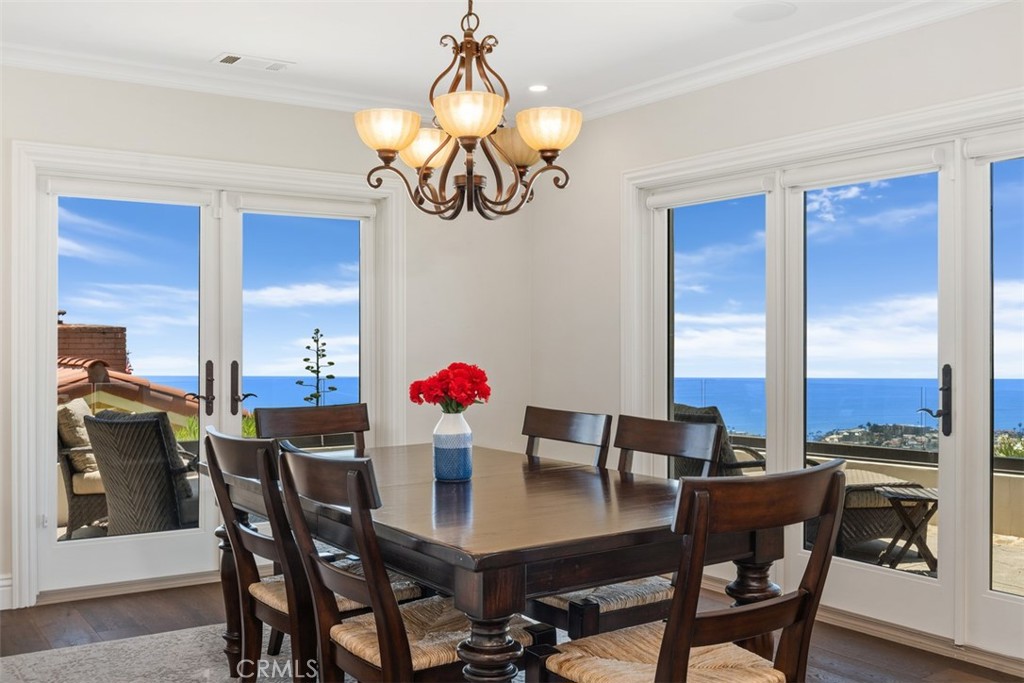 413 E Avenida Cordoba