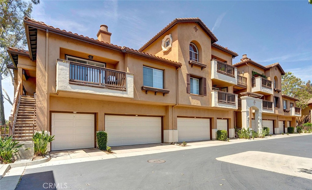 2960 Champion Way 1316