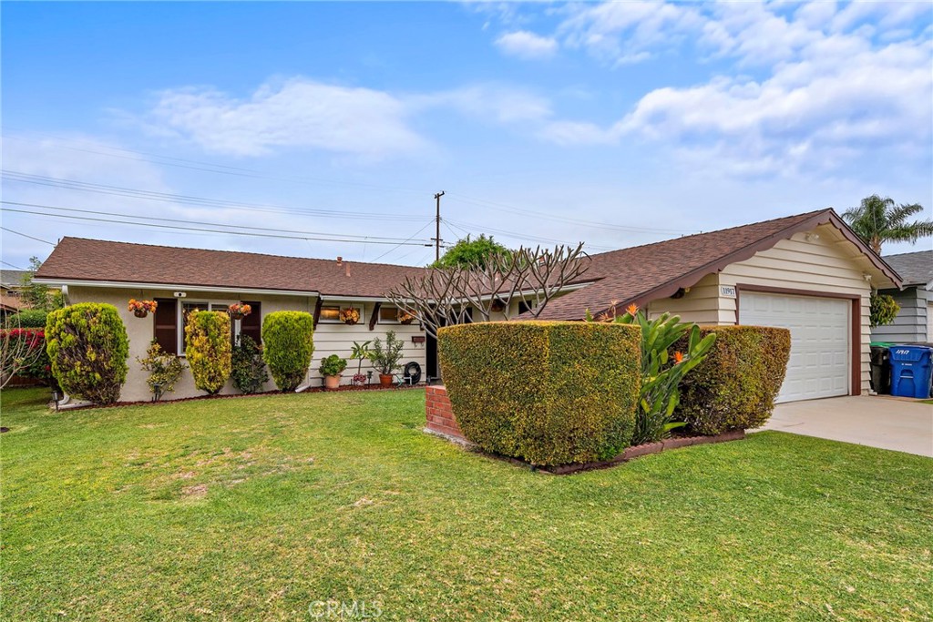 11917 Maybrook Avenue