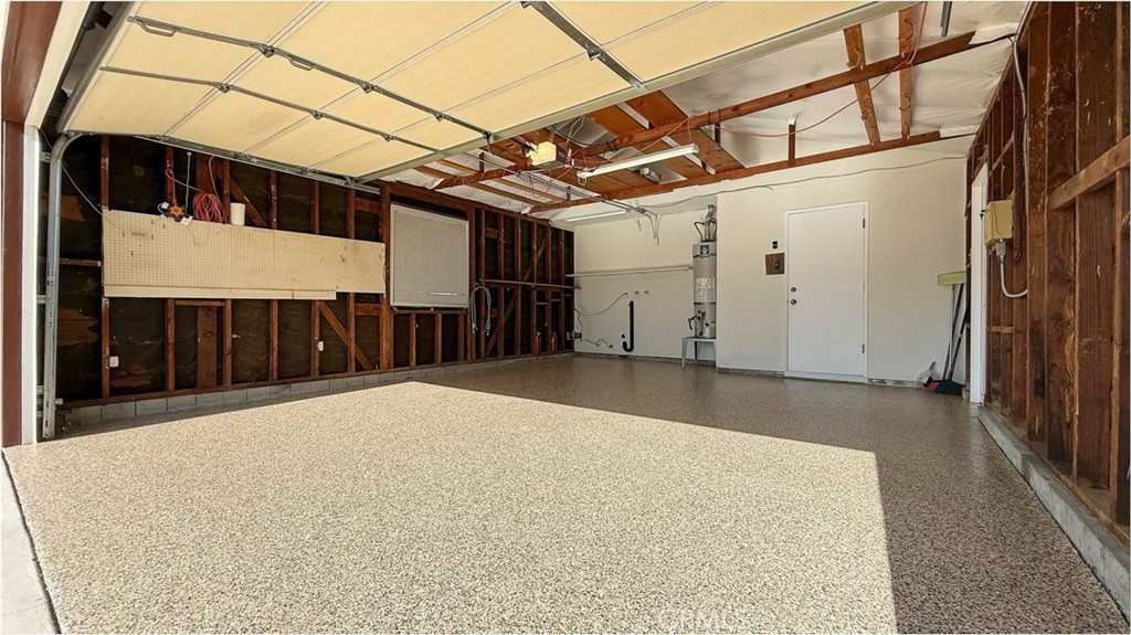 11917 Maybrook Avenue