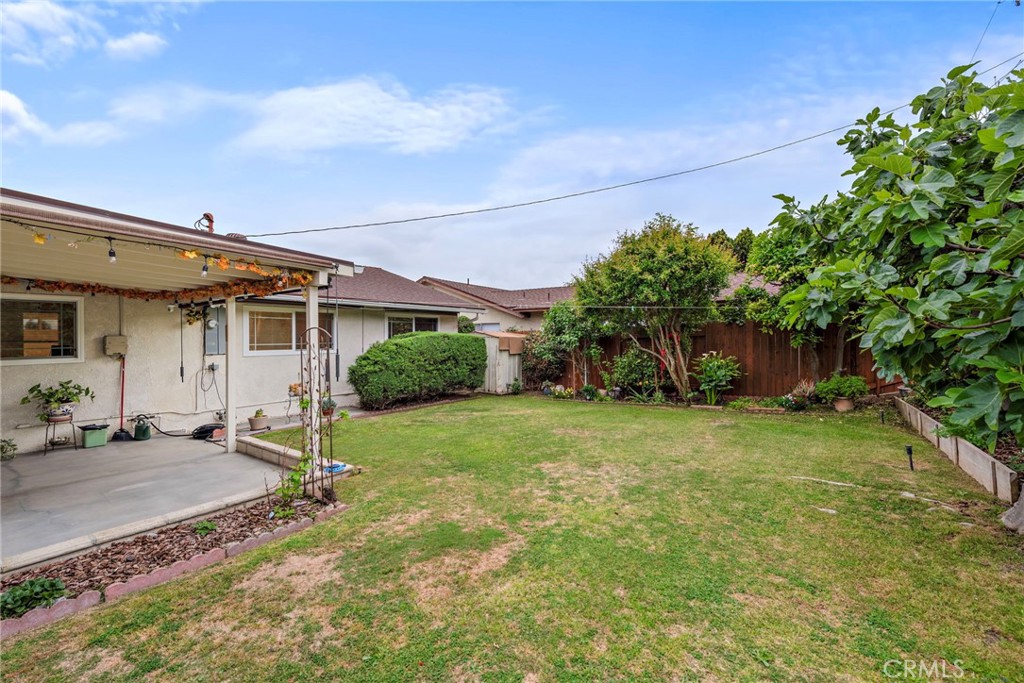 11917 Maybrook Avenue