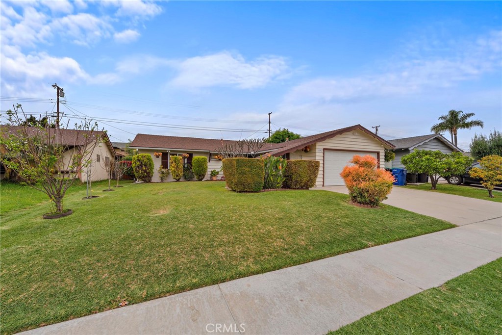 11917 Maybrook Avenue