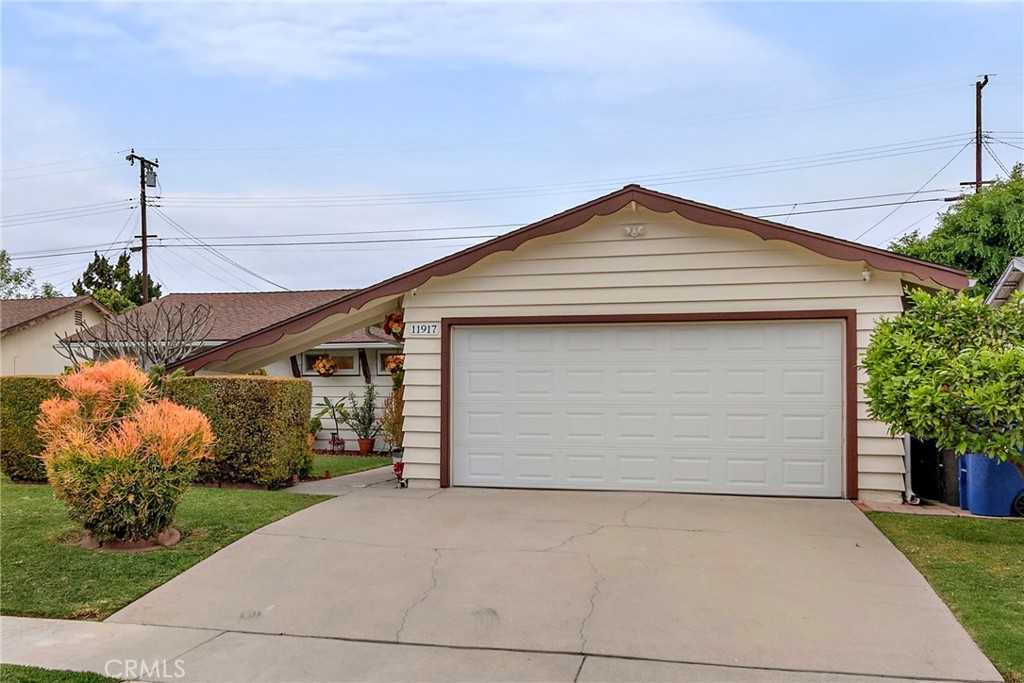 11917 Maybrook Avenue