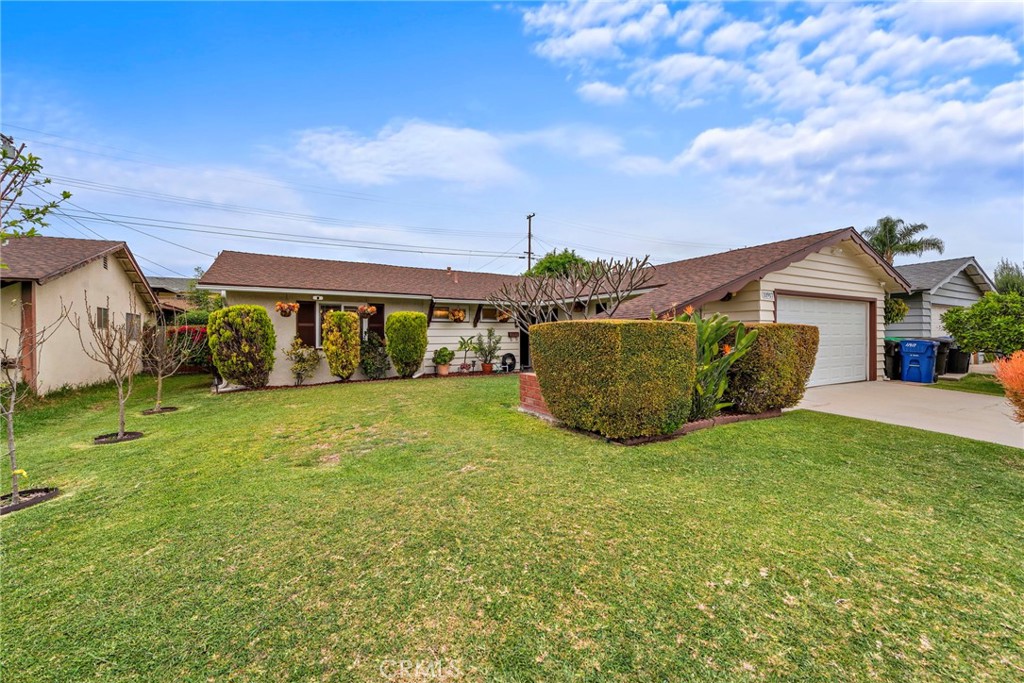 11917 Maybrook Avenue