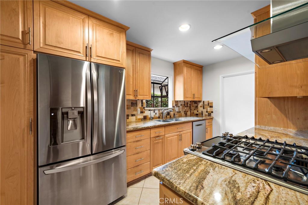 11917 Maybrook Avenue