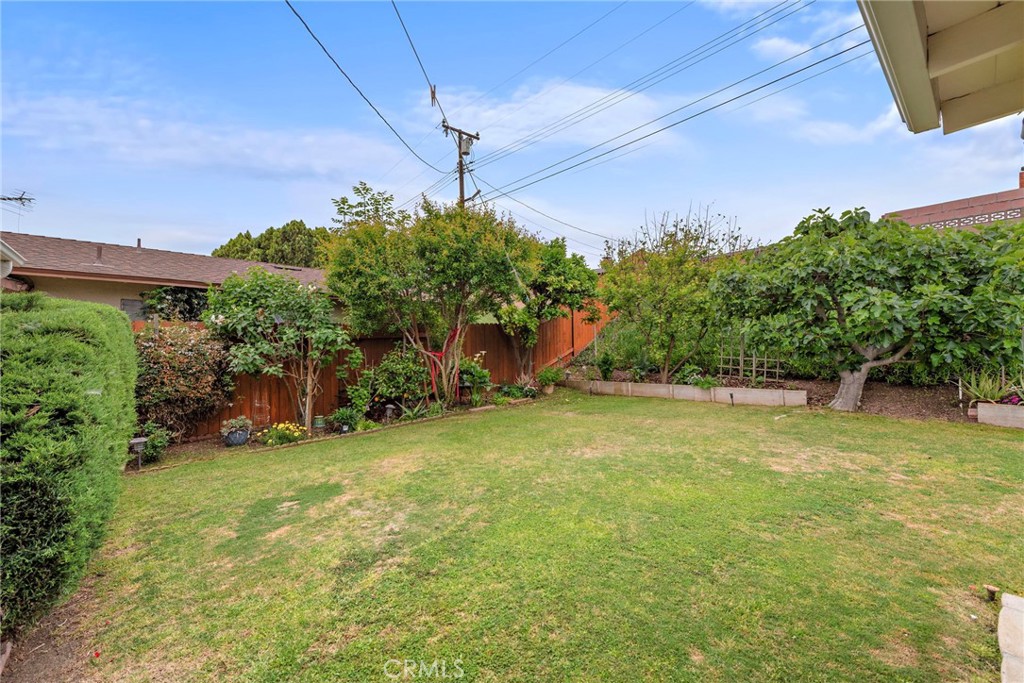 11917 Maybrook Avenue