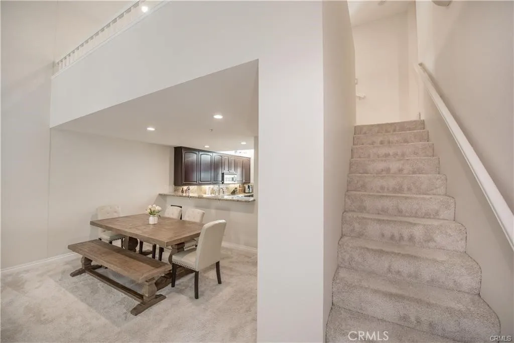 82 Villa Point Drive