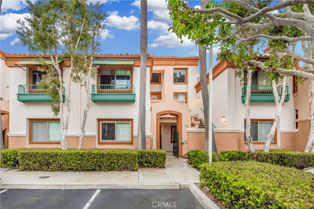 82 Villa Point Drive