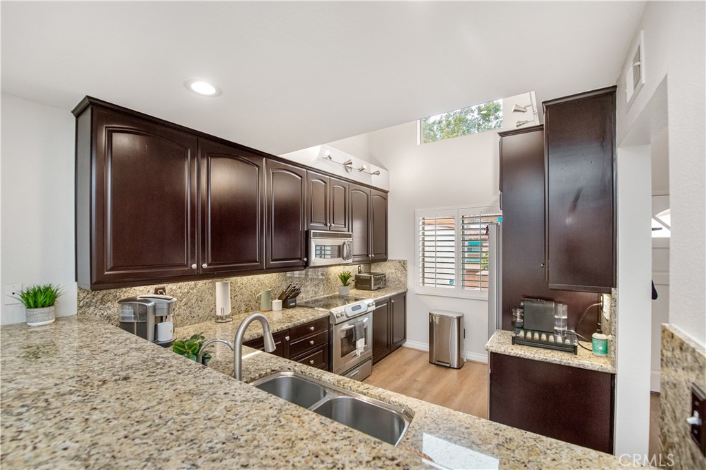 82 Villa Point Drive