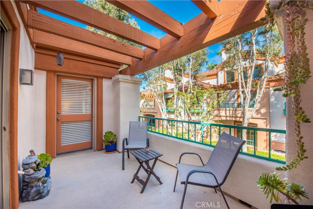 82 Villa Point Drive