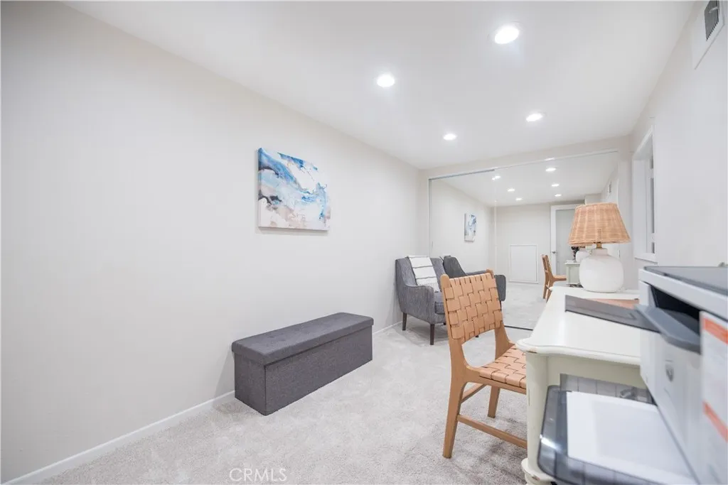 82 Villa Point Drive