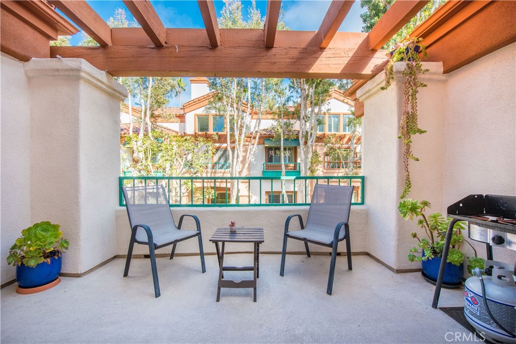 82 Villa Point Drive