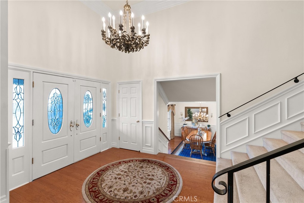 2610 E Lakeside Avenue