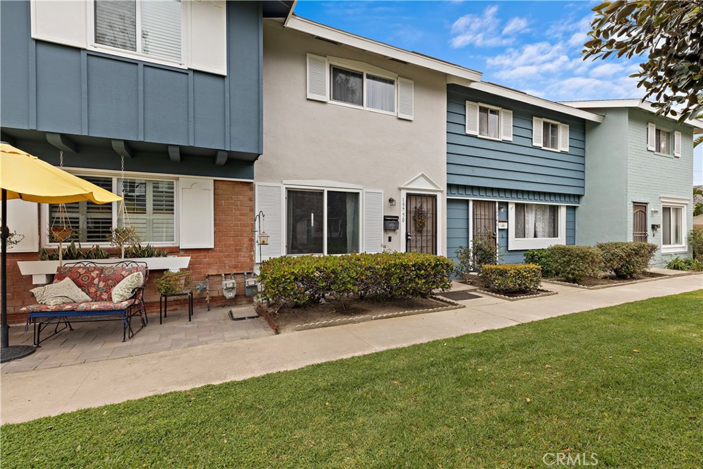 19750 Cambridge Lane