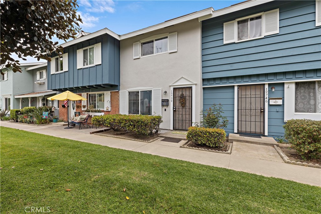 19750 Cambridge Lane