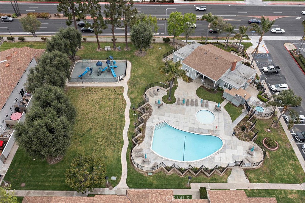 19750 Cambridge Lane