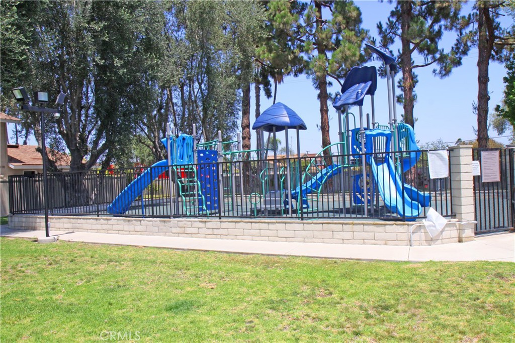 19750 Cambridge Lane