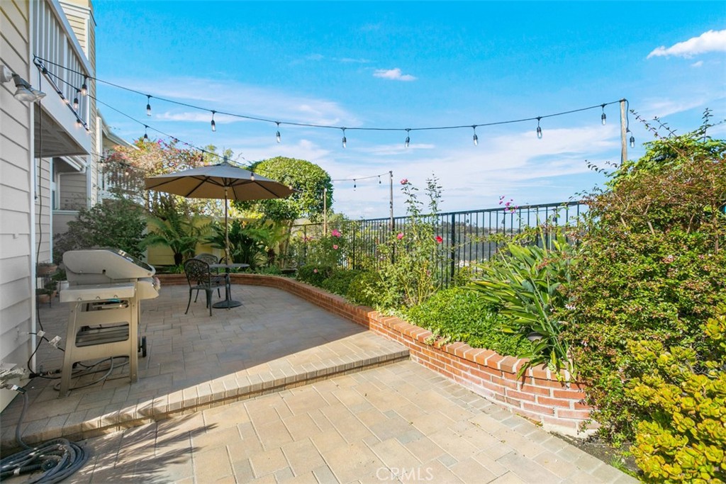 1 Taywood Court