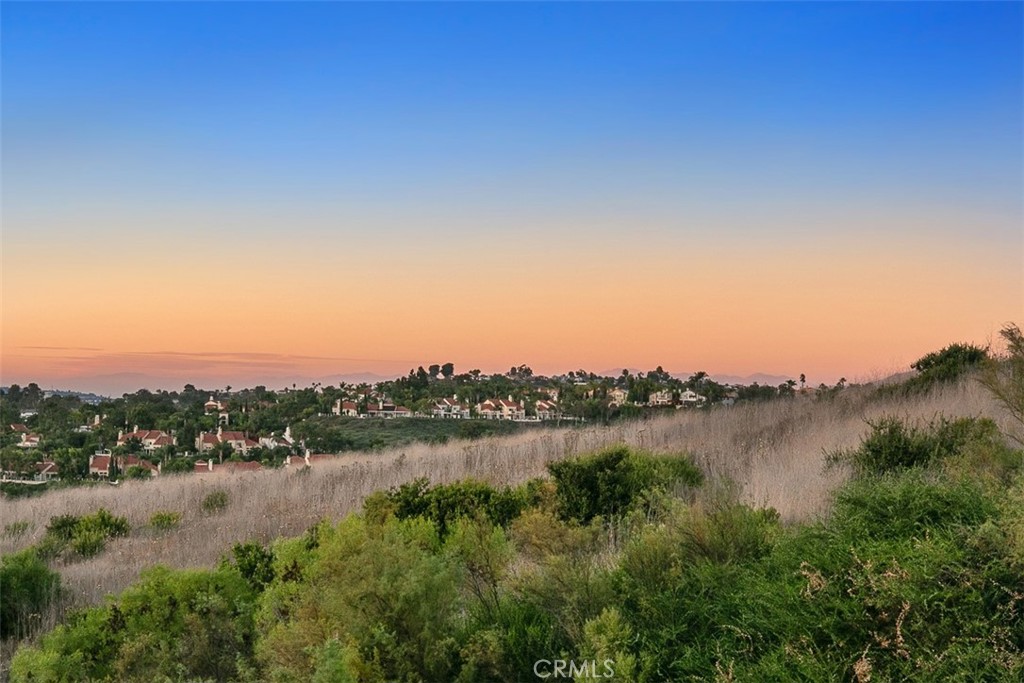 1 Taywood Court
