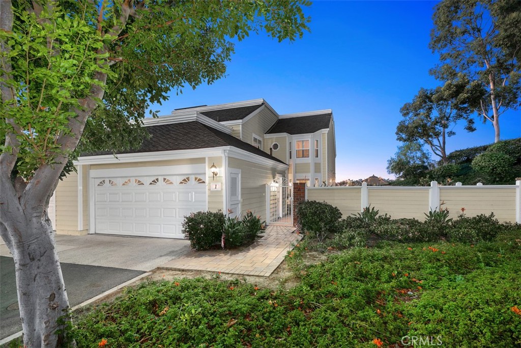 1 Taywood Court