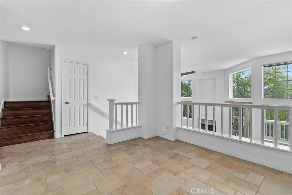 33046 Ocean Ridge