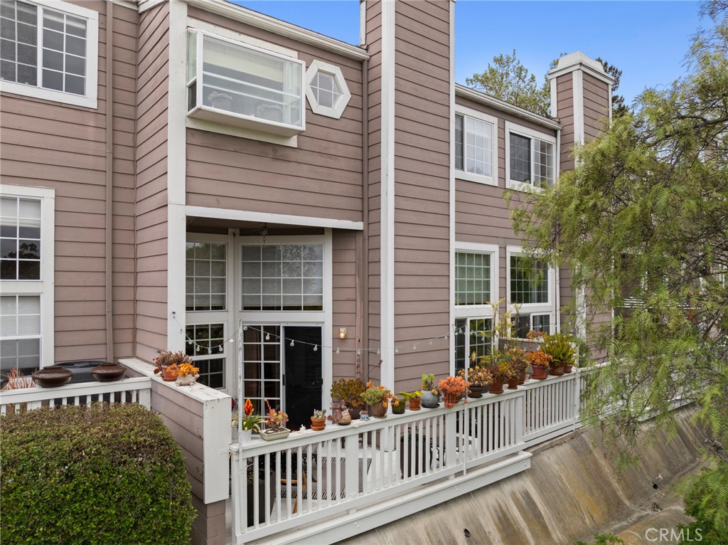 33046 Ocean Ridge