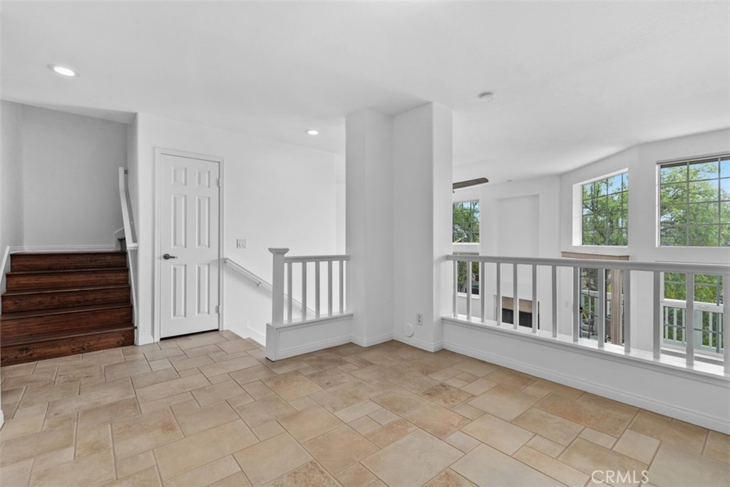 33046 Ocean Ridge