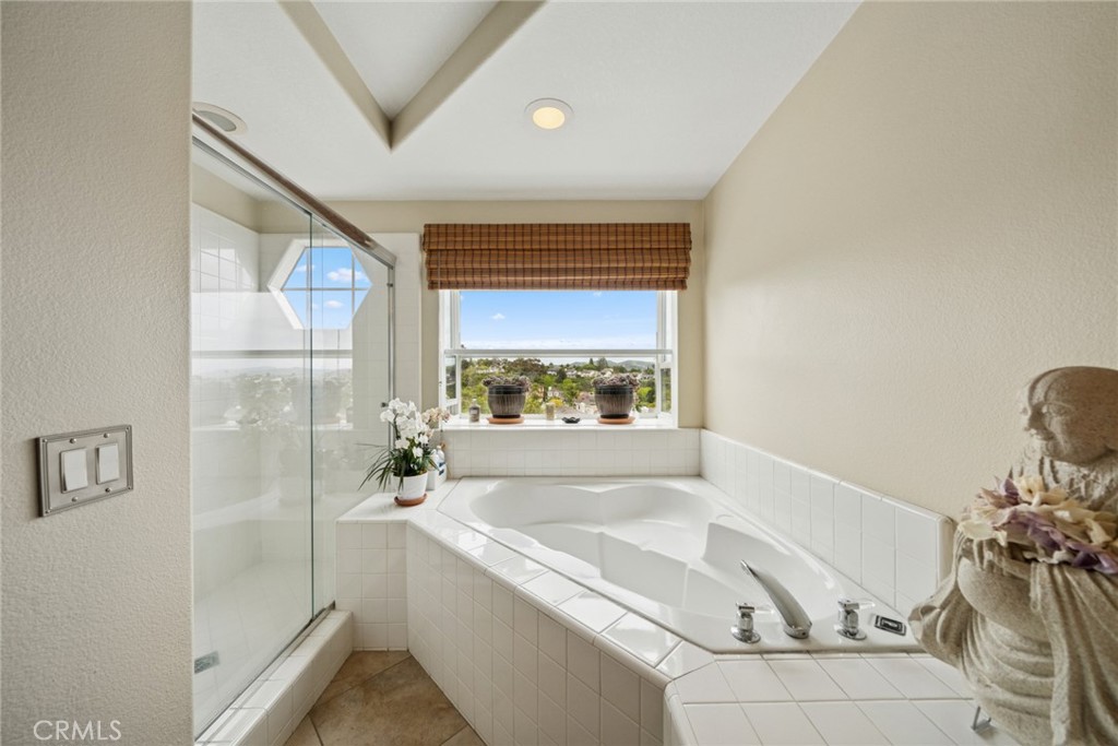 33046 Ocean Ridge