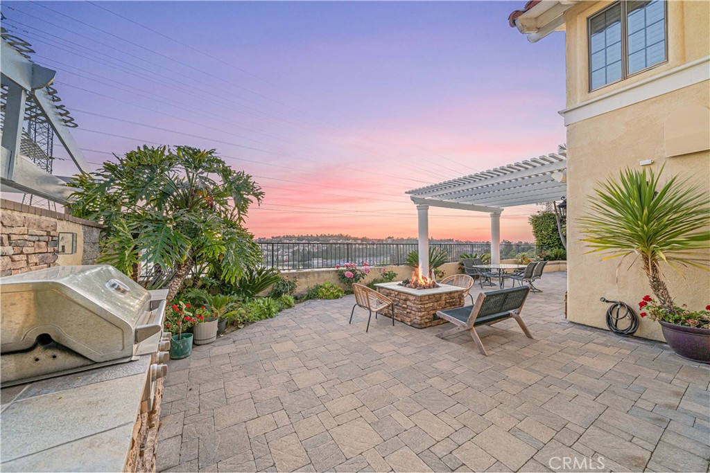 22431 Sunbrook