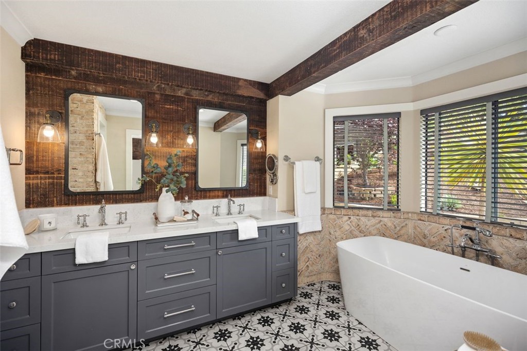 24002 Swallowtail Drive