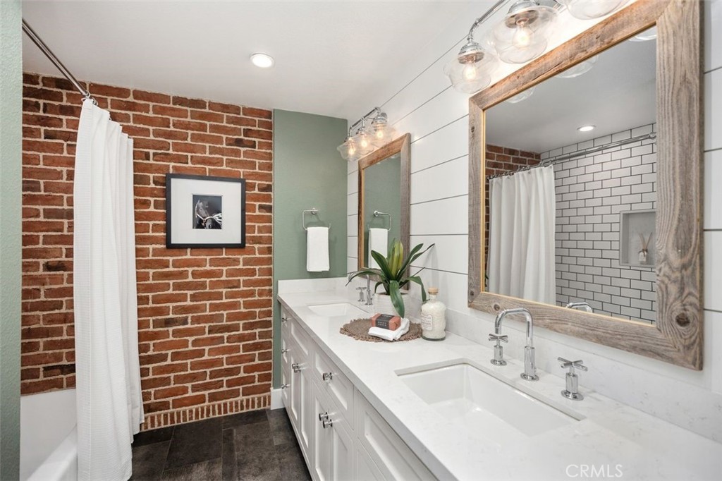 24002 Swallowtail Drive