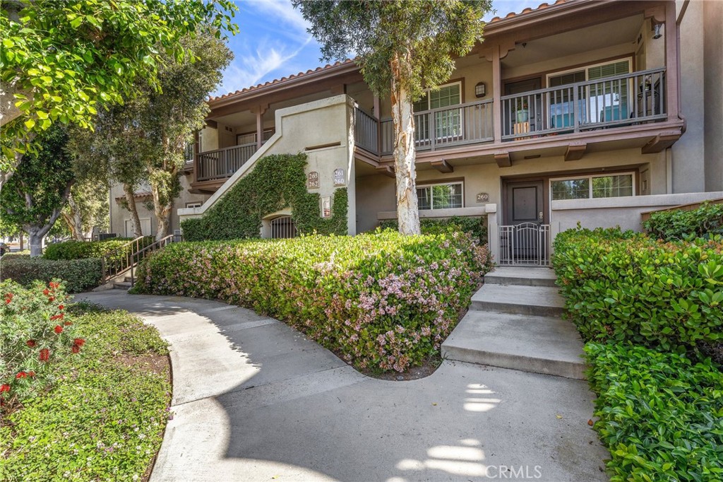2800 Keller Dr 262
