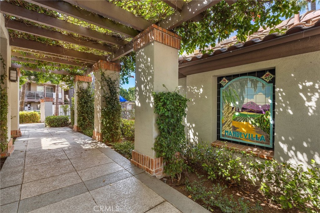 2800 Keller Dr 262