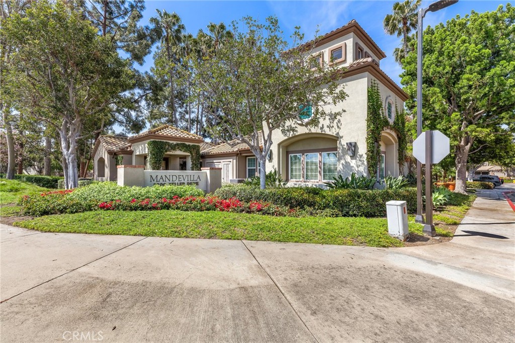 2800 Keller Dr 262