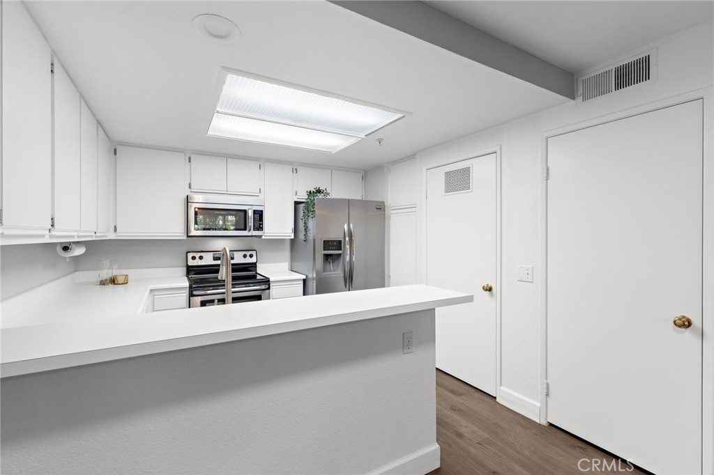 2800 Keller Dr 262